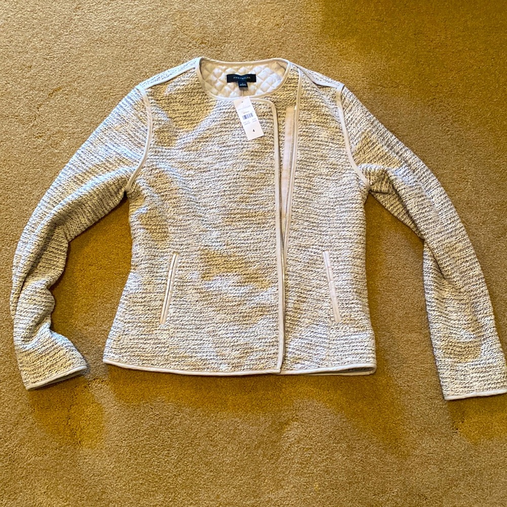 Tweed blazer. New!